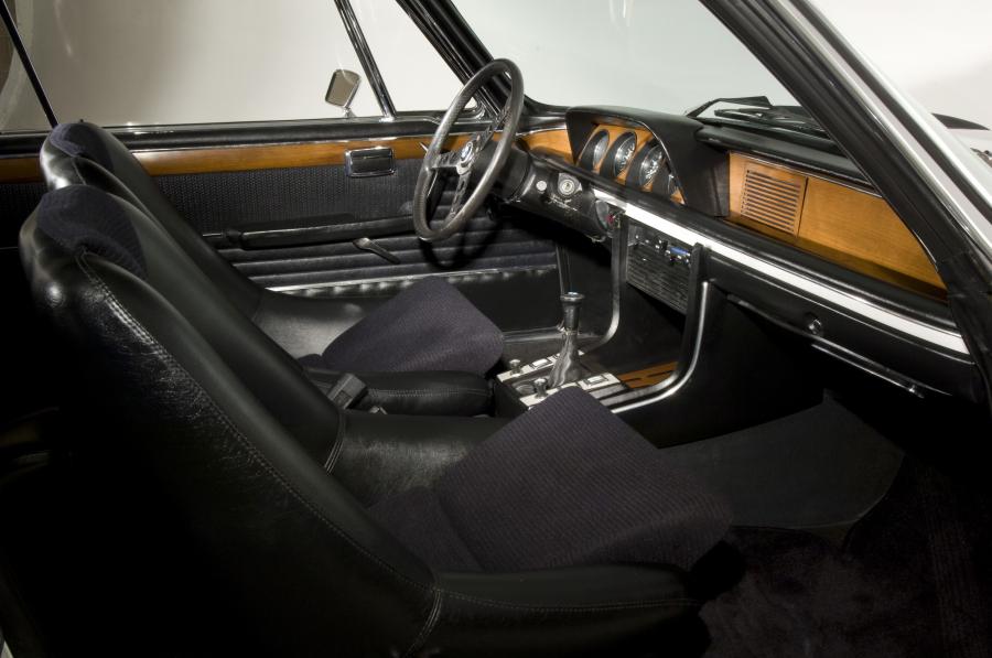  BMW 3.0 CSL 1973 года  (фото 4 из 5)